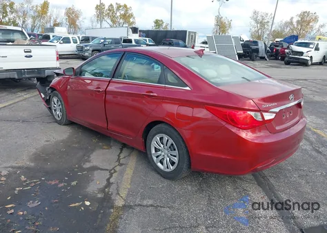 2013 Hyundai Sonata Gls z USA, uszkodzony, nr VIN 5NPEB4AC7DH568089